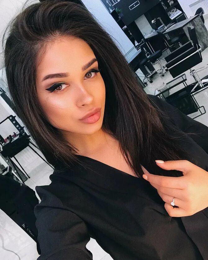 1992). Фотосессия на пляже девушки. Виктория короткова 2020. Алина акилова. Инстасамка ягодицы.