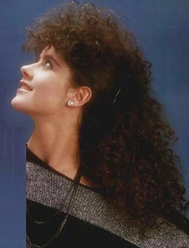 Frisuren Frauen 80Er - Frisurentrends Pretty hairstyles, Hair styles, 70s hair