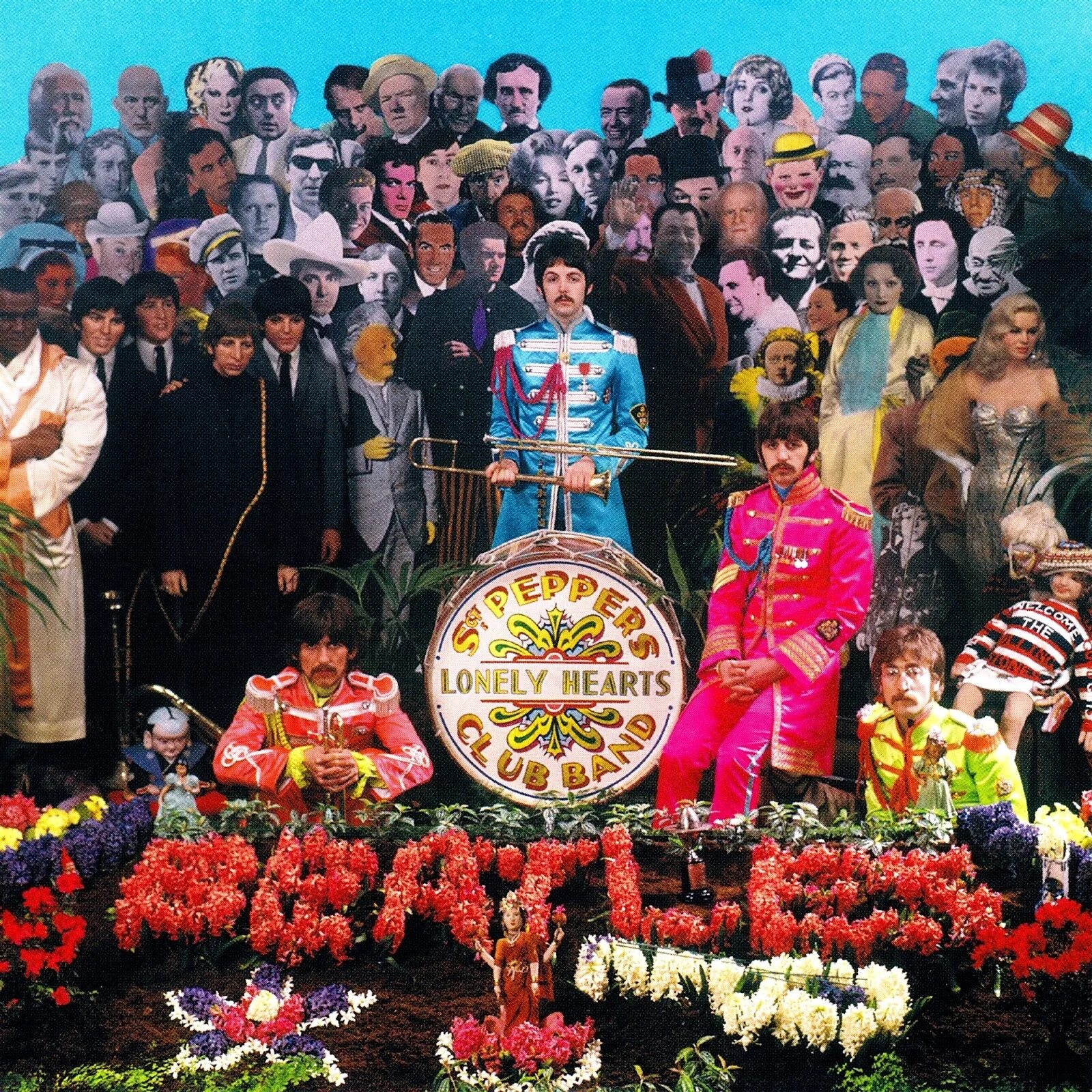 Beatles sgt peppers lonely hearts club. The Beatles Sgt. Pepper`s Lonely Hearts Club Band 1967. The Beatles сержант Пеппер. Sgt. Pepper’s Lonely Hearts Club Band the Beatles. Sgt Pepper's Lonely Hearts Club Band.