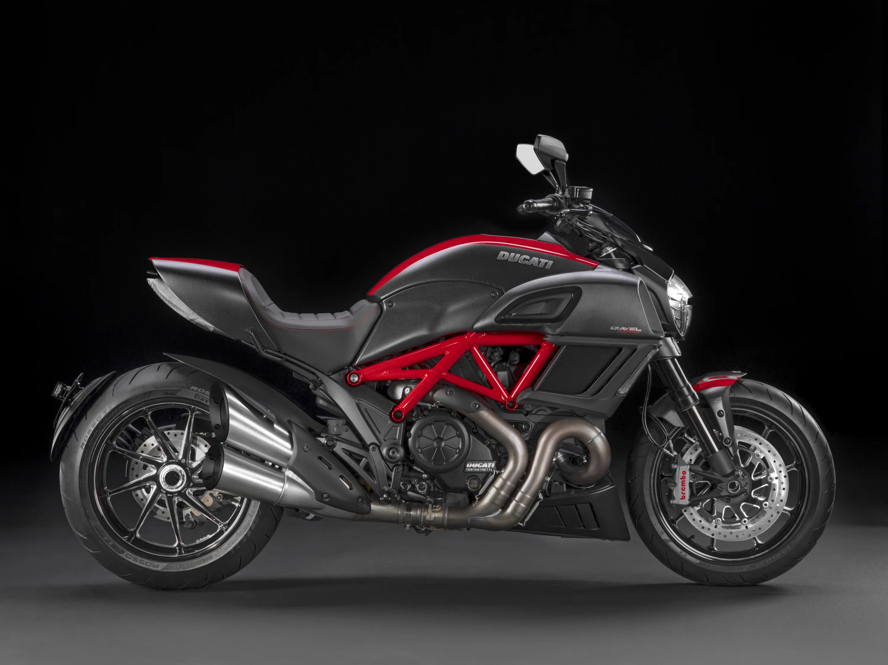 Байк икс 7. Мотоцикл Ducati Diavel. Мотоцикл Ducati Diavel Carbon. Ducati Diavel Carbon 2022. Ducati Diavel Carbon 2015.