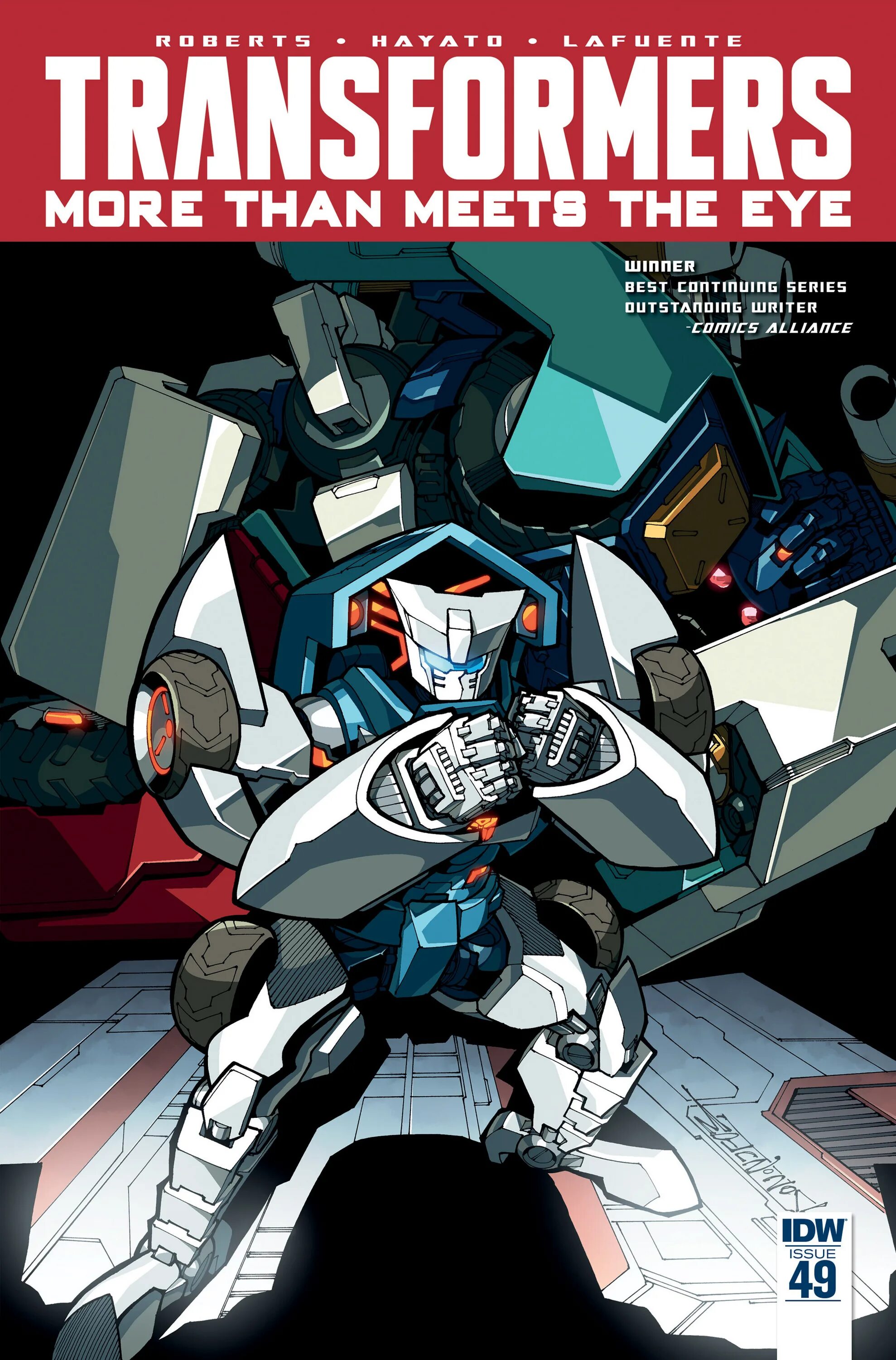 More than meets the eye. Тейлгейт трансформер IDW. Transformers IDW Tailgate. Transformers more than meets the Eye. Автобот Тейлгейт.