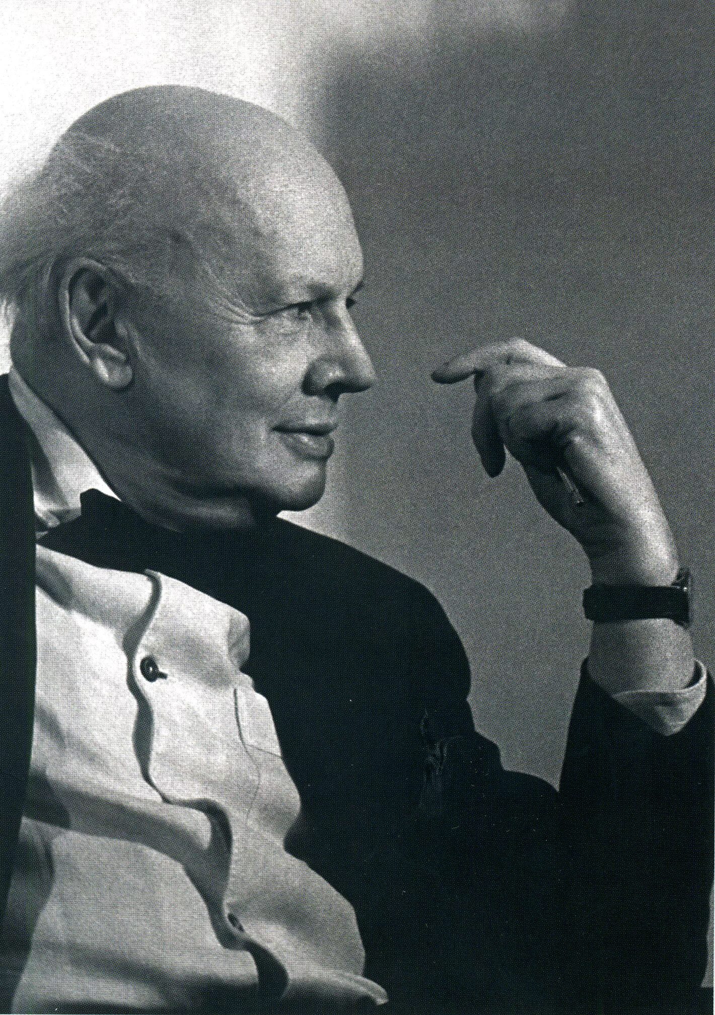 юрий завадский. ю́рий алекса́ндрович зава́дский. юрий завадский фото. завацкий юрий режиссер. юрий завадский режиссер.