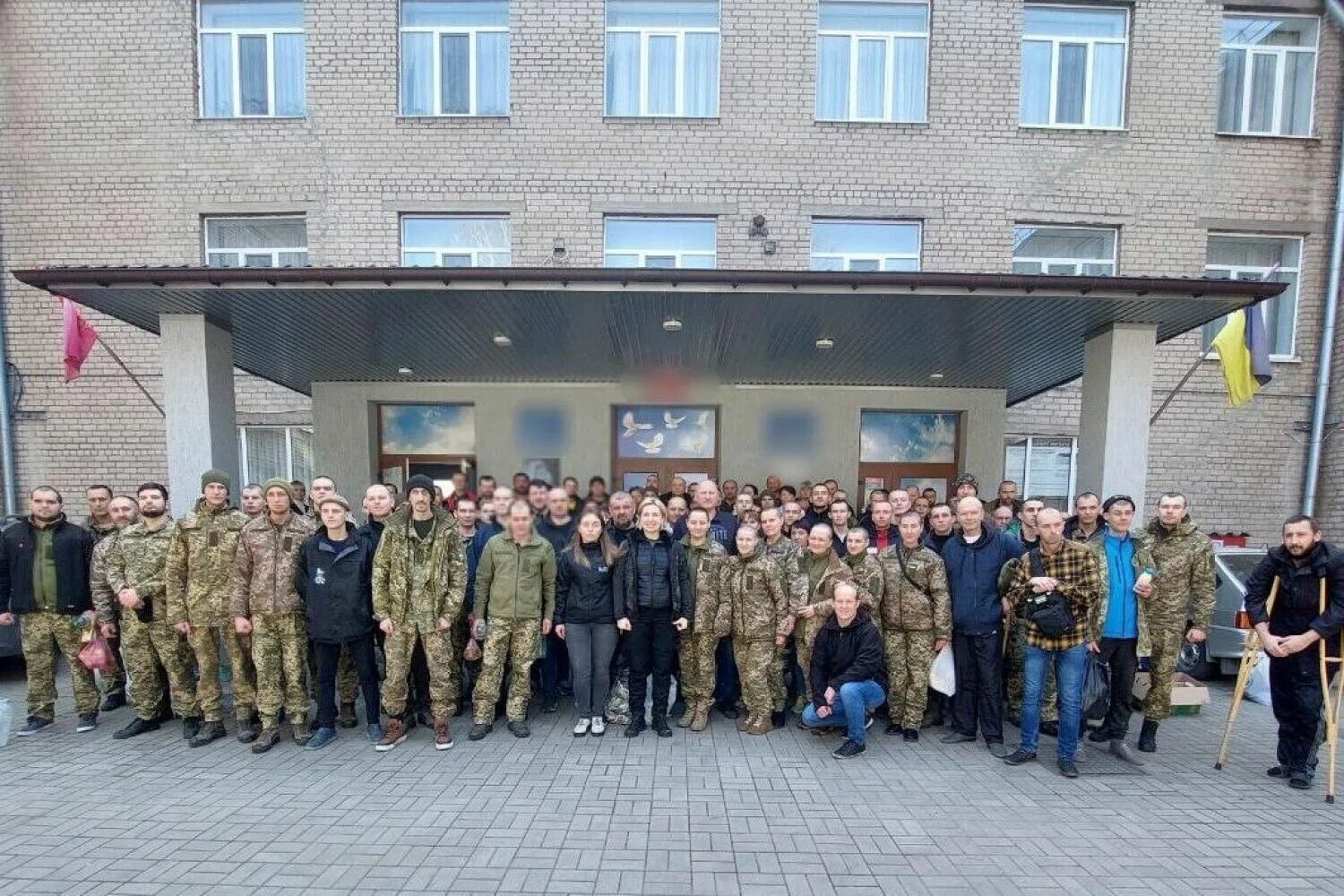 Пленные российские военные. Украинские военные. Украинская армия.