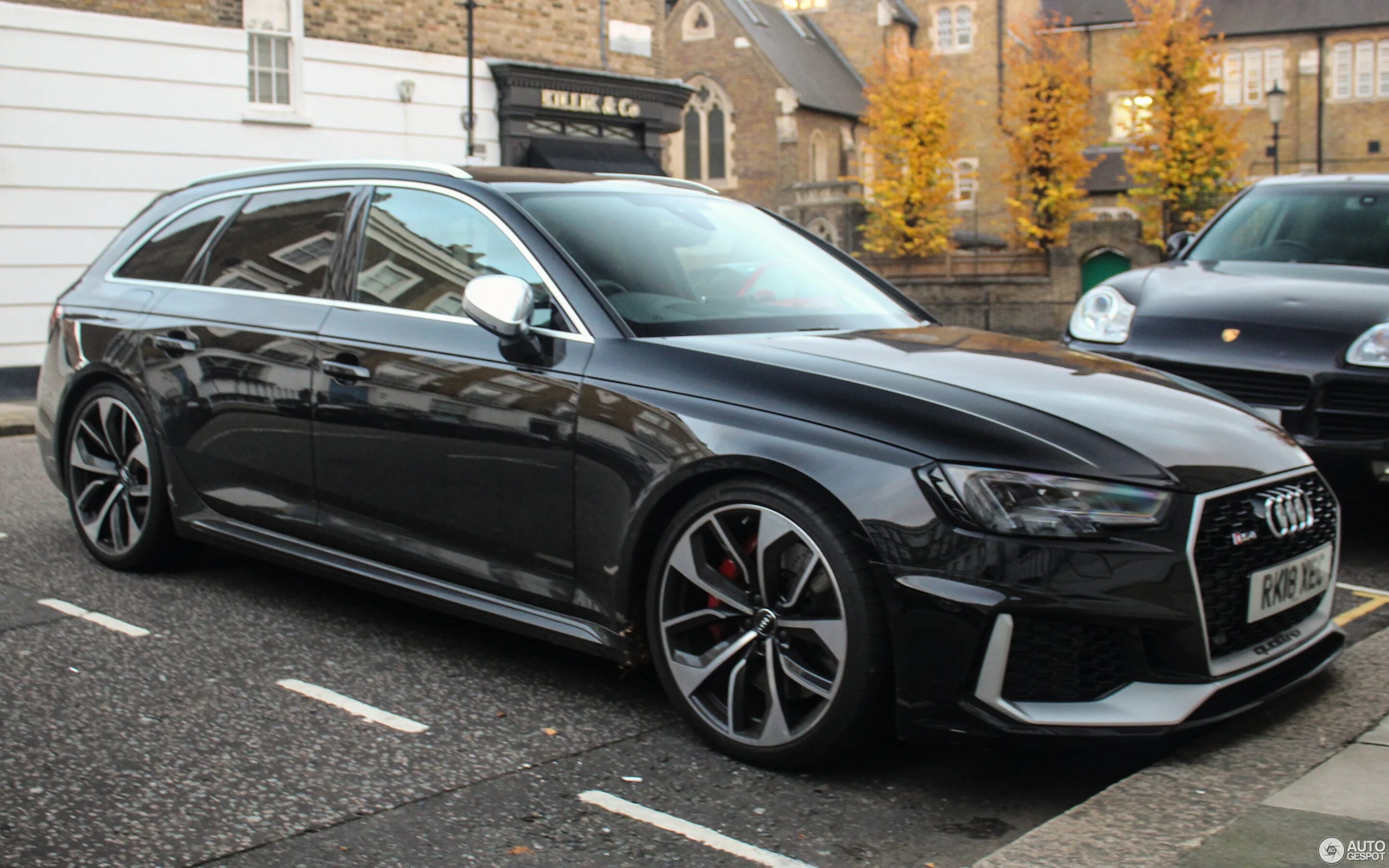 Audi a4 r20. 8 р 20 к. Диски radi8 на ауди. Автошина 8. 285/30 r20.