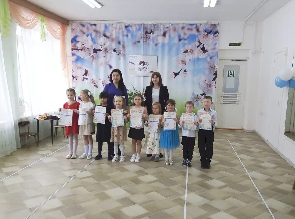 садик номер 2. конкурс лучший воспитатель детского сада. детский сад радуга квест чебоксары. воспитатель детского сада радуга. за воспитателя детского сада радужный.