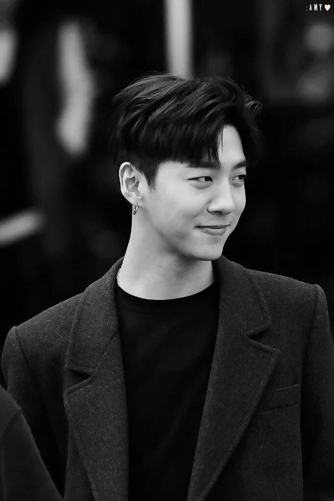 Bang yongguk. Бан Енгук. Бан ёнгук b.a.p. Bap Енгук. Пан Енгук.