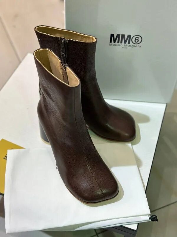 Maison margiela retro fit. модная обувь 2012. показ мод 2023. размеры в массимо дутти женские. Maison margiela retrofit sneakers.