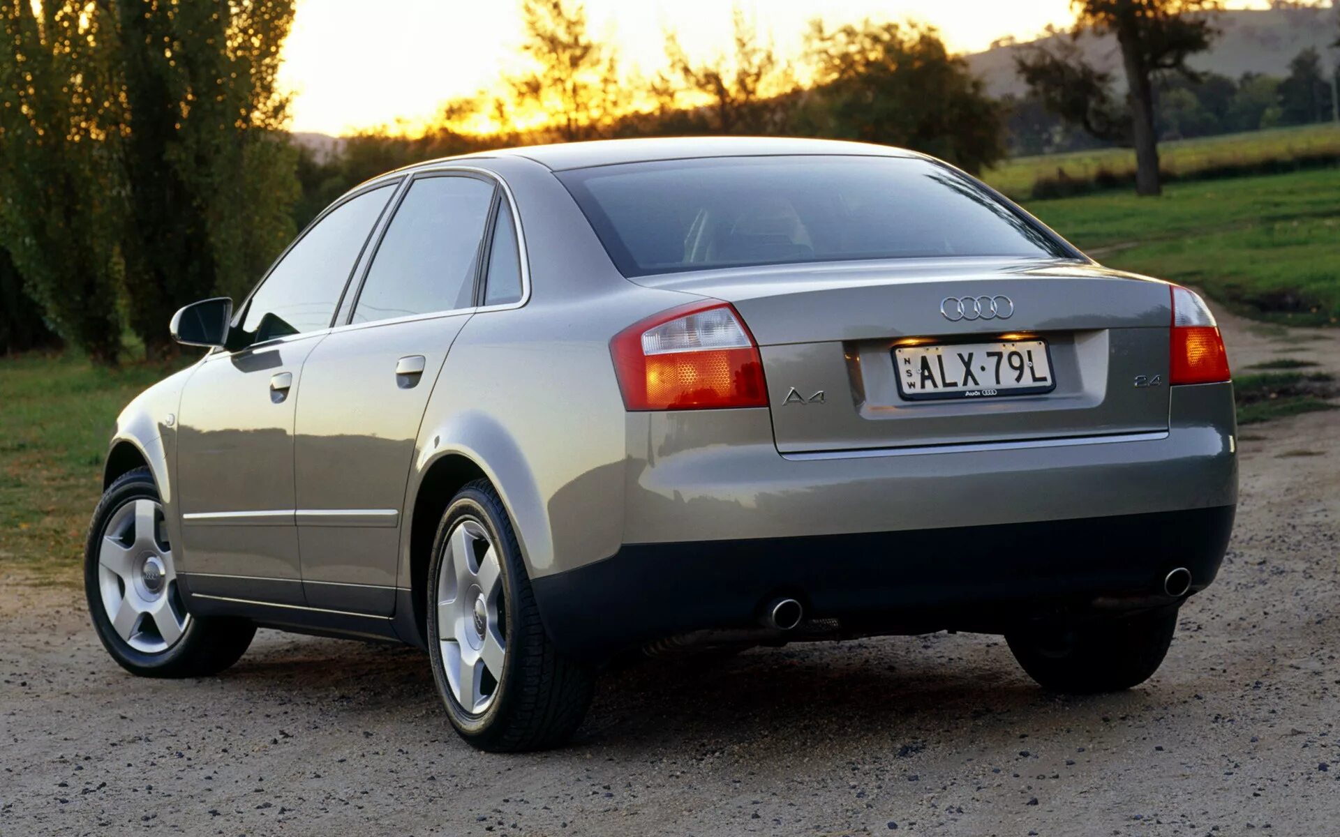 Audi a4 2001. Audi a4 b6 2001. Ауди а4 2001. Audi a4 2001 седан. Тесты ауди а4