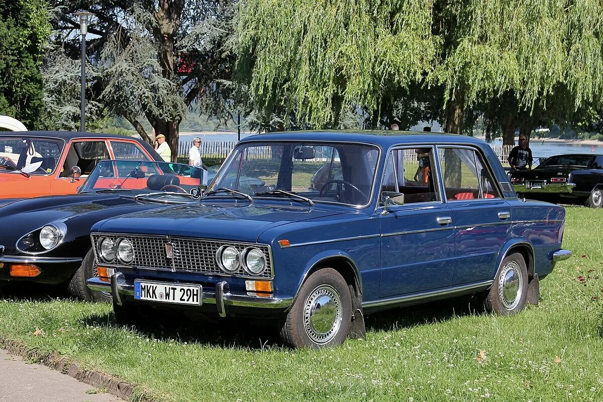 Ваз 2103 1980 года выпуска. Ваз-2103 жигули. ваз 2103. ваз 2103 универсал. ваз 2103 монте карло.