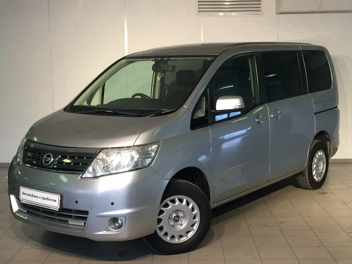 Серена 72. Микроавтобус Nissan Serena. Минивэн Ниссан Серена. Nissan Serena III. Ниссан минивэн сирена 2005.