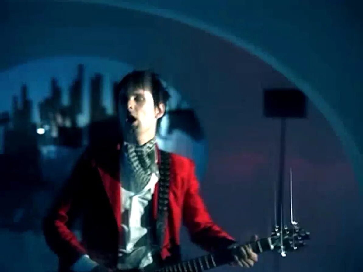 Supermassive black слушать. Supermassive black hole (2006). muse supermassive black. supermassive black hall. muse supermassive black hole клип.