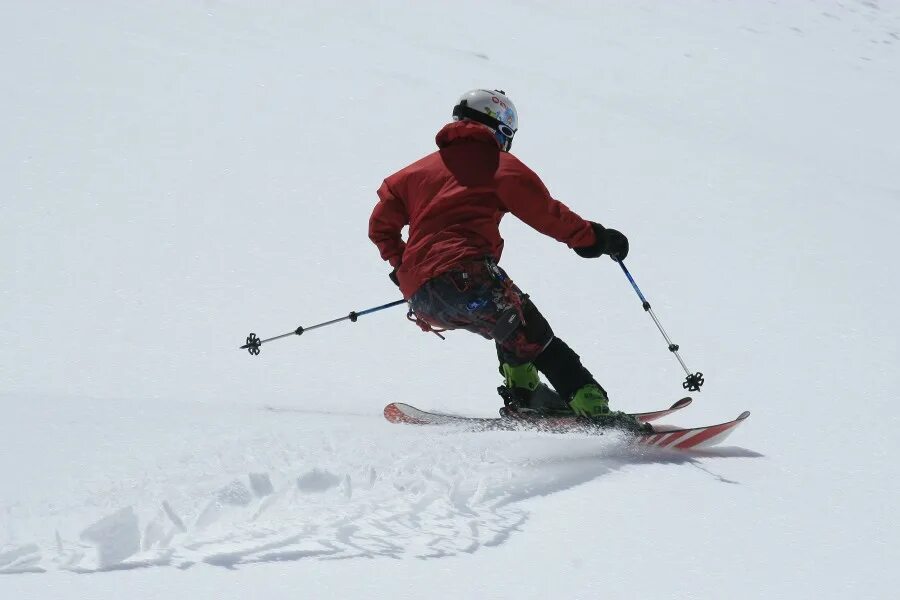 вес горнолыжных. вес горнолыжных. ростовка беговых лыж таблица. как выбрать горные лыжи по росту. ростовка лыжных палок для горных лыж.