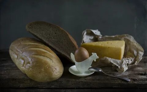 Вареные яички хлебушек