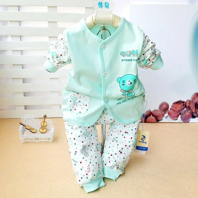 одежда для младенцев девочек. одежда для девочки. одежда для новорожденной девочки. микки маус одежда для новорожденных. пижамы для малышей от года.