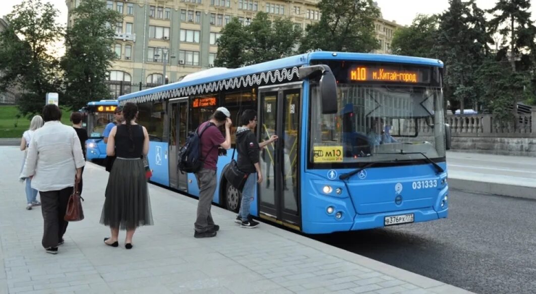 Программа «магистраль» автобусы. Автобус москва. Общественный транспорт москвы сегодня. Автобус электробус. Общественный транспорт москвы сегодня.
