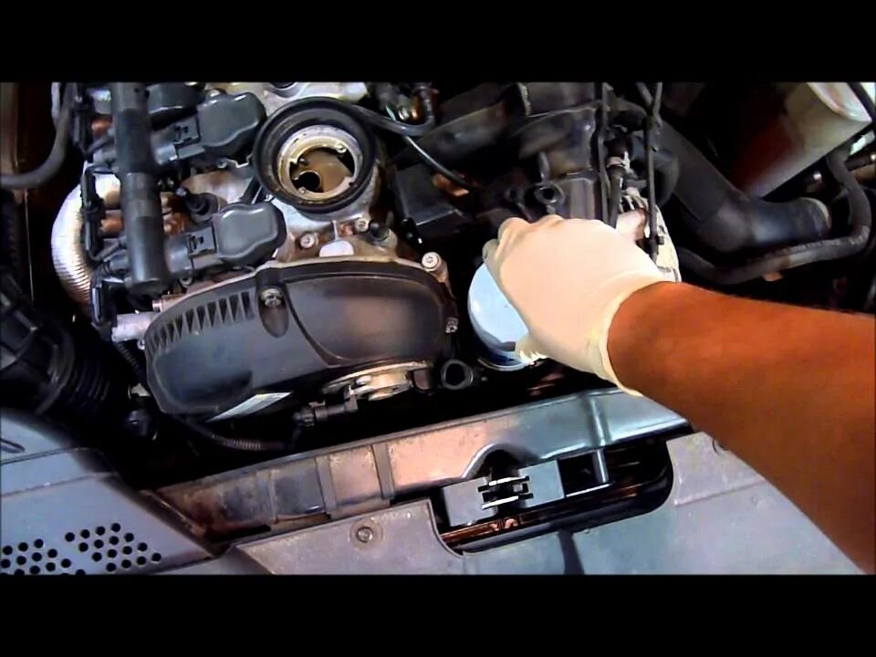 4. Заливная пробка акпп вариатор ауди а4. 8. Сливная пробка ауди а4 б8. 4.