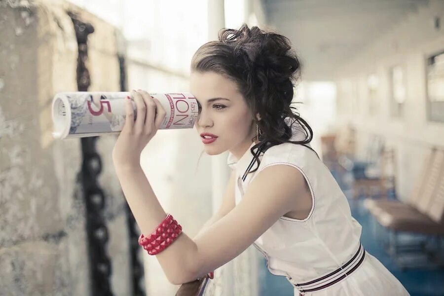 Найти вторую половинку в интернете. Оператор пк. Помощь в поиске девушки. Бизнес леди. Поиск работы в интернете.