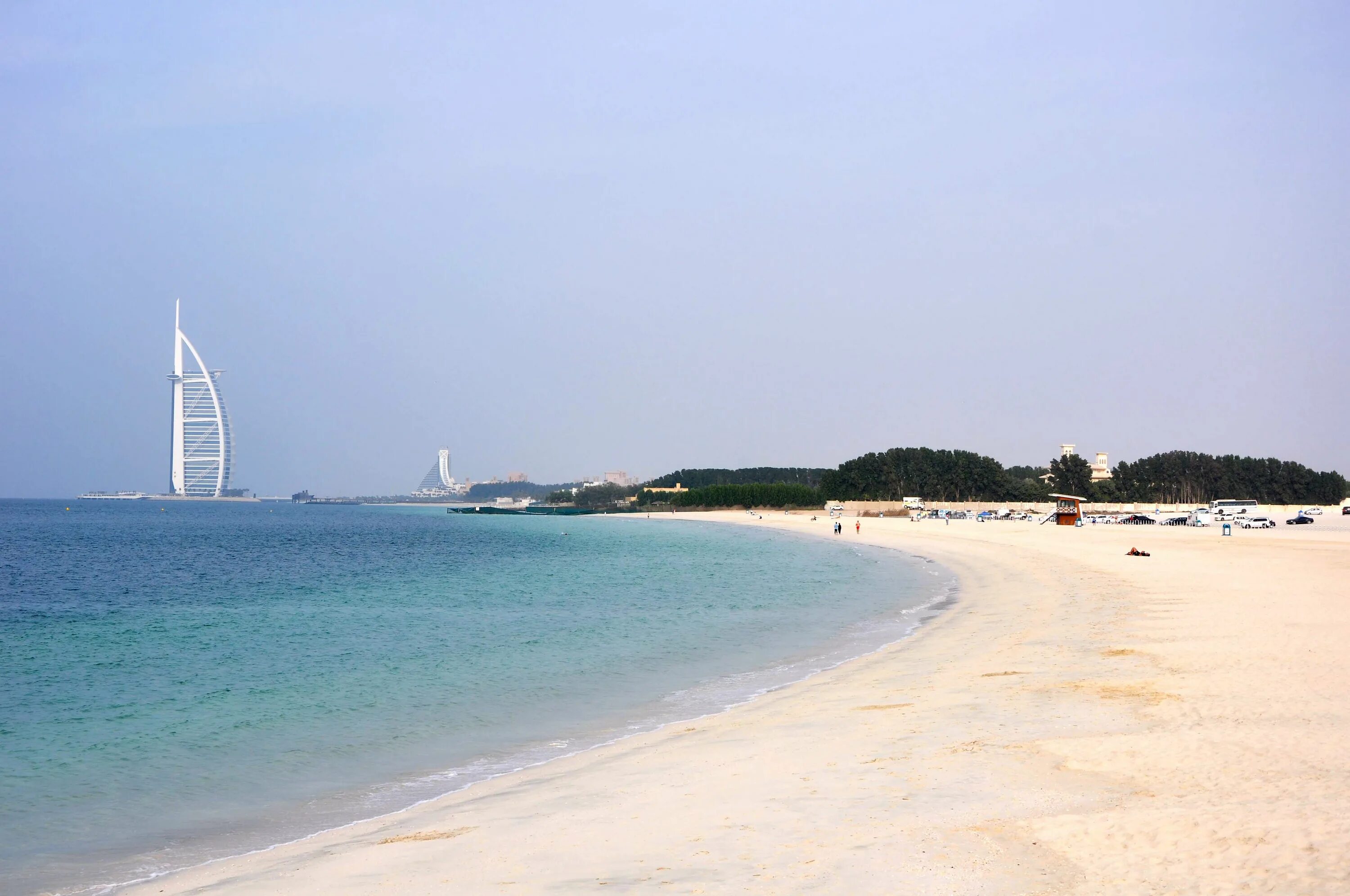 Пляж аль суфух. Sufouh Beach Дубай. Аль Суфух Дубай. Пляж АС-Суфух Дубай. Black Palace Beach Дубай.