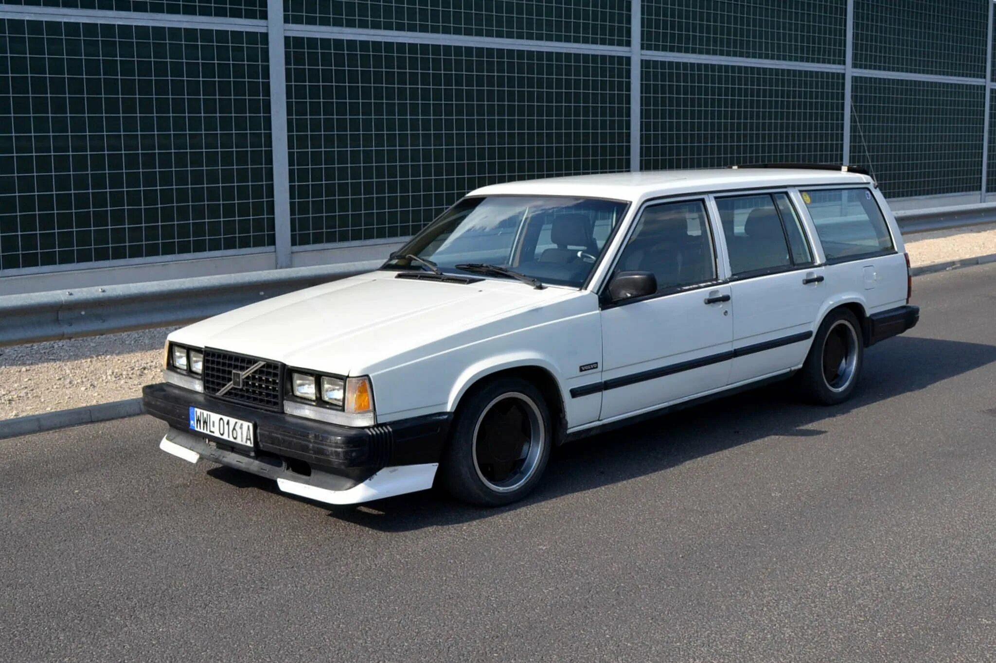 Volvo 740 турбо. Volvo 740 Wagon. Volvo 740 универсал. Volvo 740 универсал Tuning.