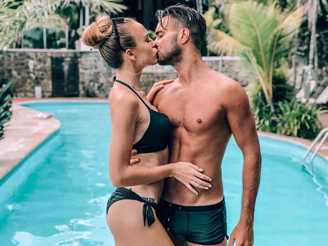 Девушки безуса дом 2. Дом 2 милена и безус. Девушки безуса дом 2. Девушки безуса дом 2. Девушки безуса дом 2.