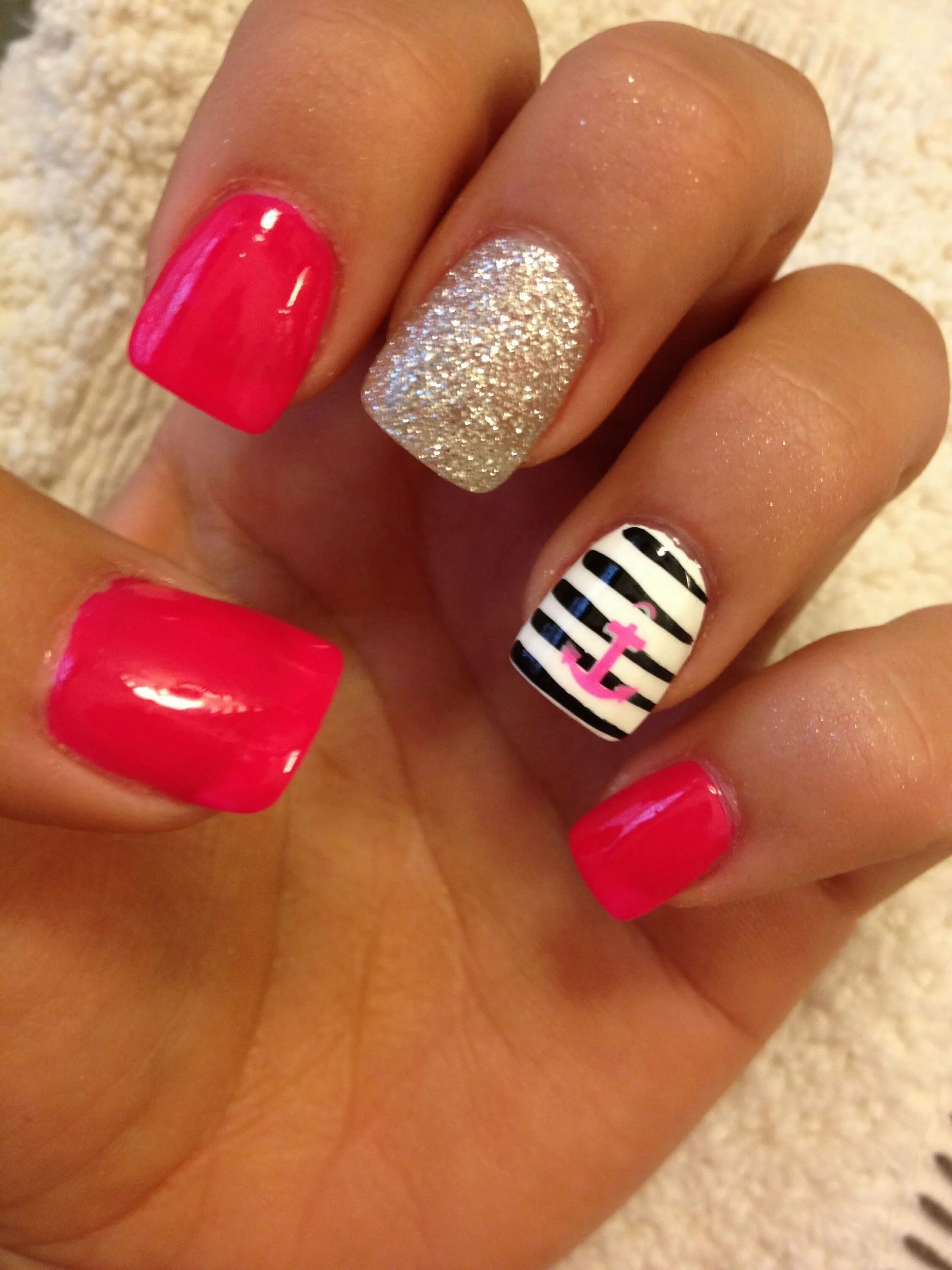 Идеи шеллака. Шеллак намкороткие ногти. Гель-лак на короткие. Шеллак на короткие ногти необычный. Идеи шеллака.