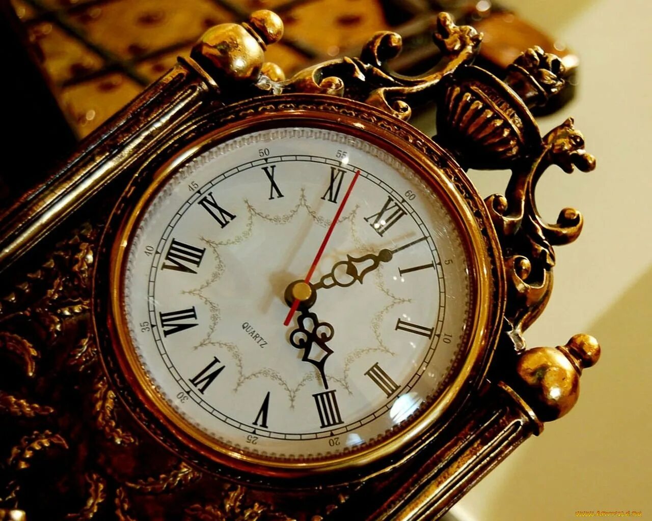 Часы. Старинные часы. Разные часы. Разные старинные часы. Часы фото.