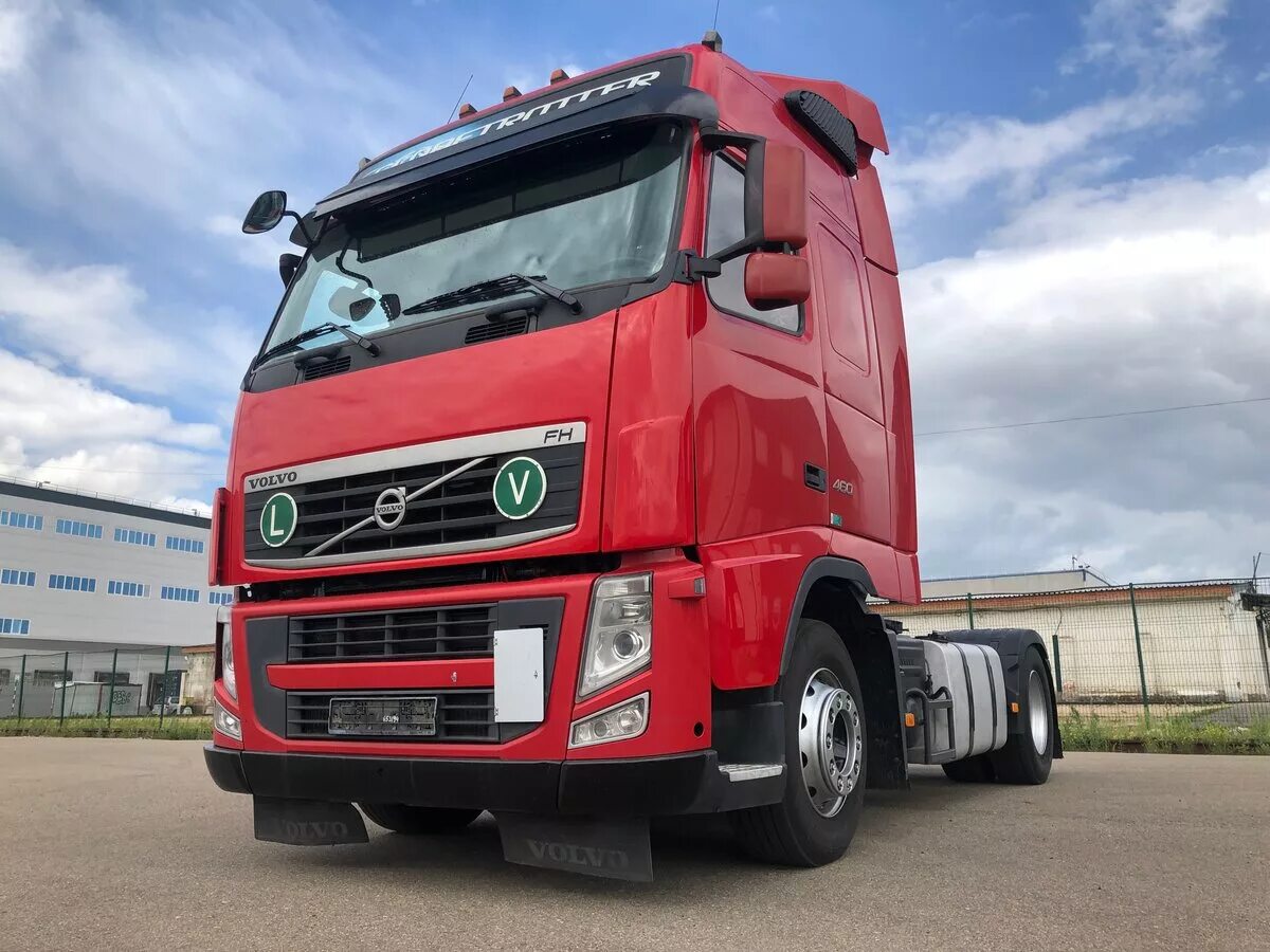 Куплю тягач авто ру. Volvo FH седельный тягач. Вольво FH Truck 4х2. Седельный тягач Вольво FH. Тягач Volvo FH, 4x2.