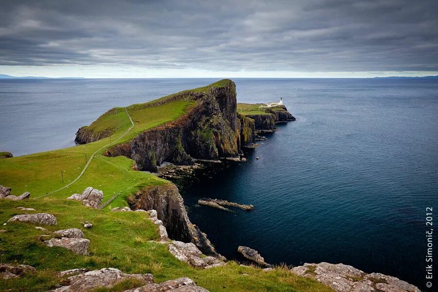 Город лимерик ирландия на карте. Ирландия картинки. Southern ireland. Остров англси британия. Изумрудный остров ирландия.