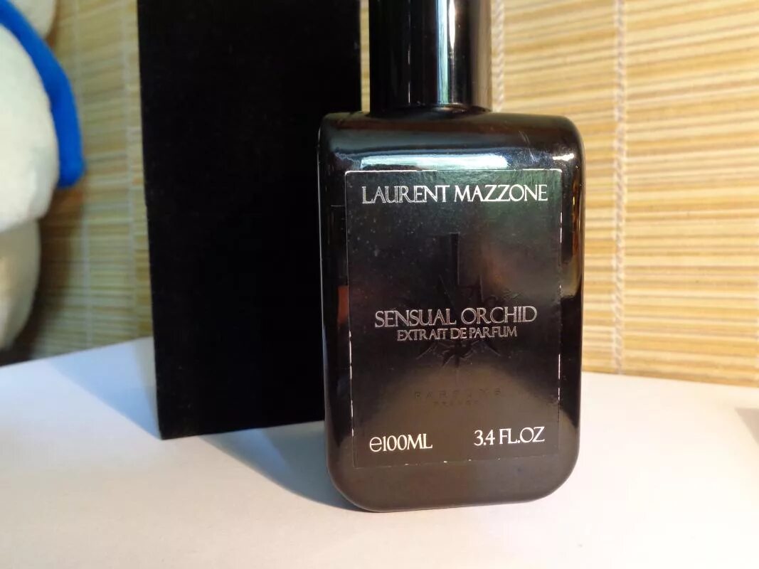 Sensual orchid lm. LM Parfums Pure sensual Orchid. LM Noir Gabardine. Лорен Мазоне сеншуал орхид. Laurent Mazzone Pure sensual Orchid extract Parfum.