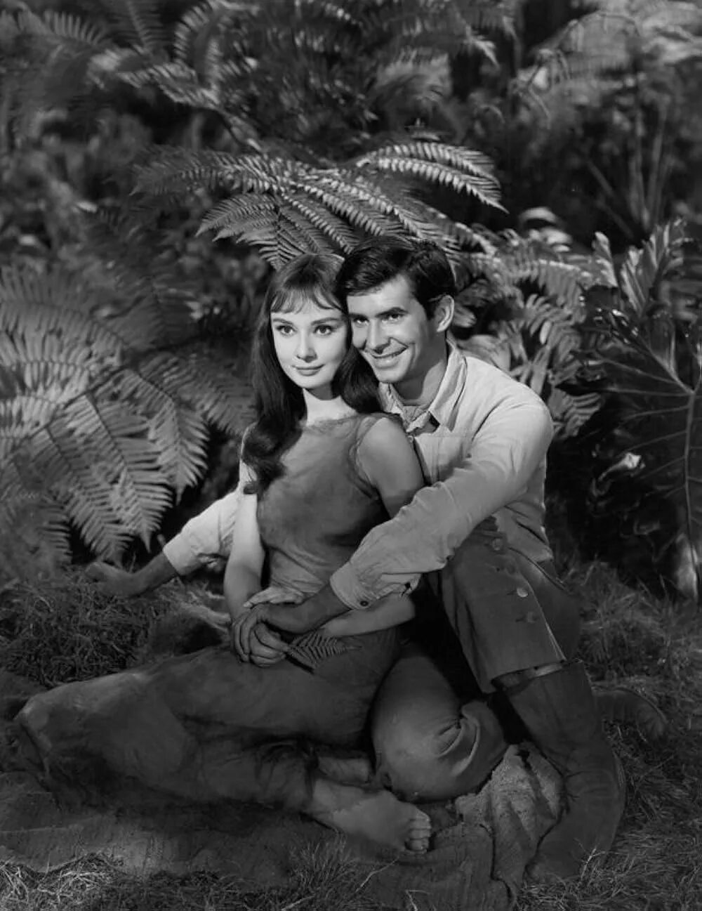 Jungle love. Одри Хепберн зеленые поместья. Green Mansions 1959. Энтони Перкинс и Одри Хепберн.