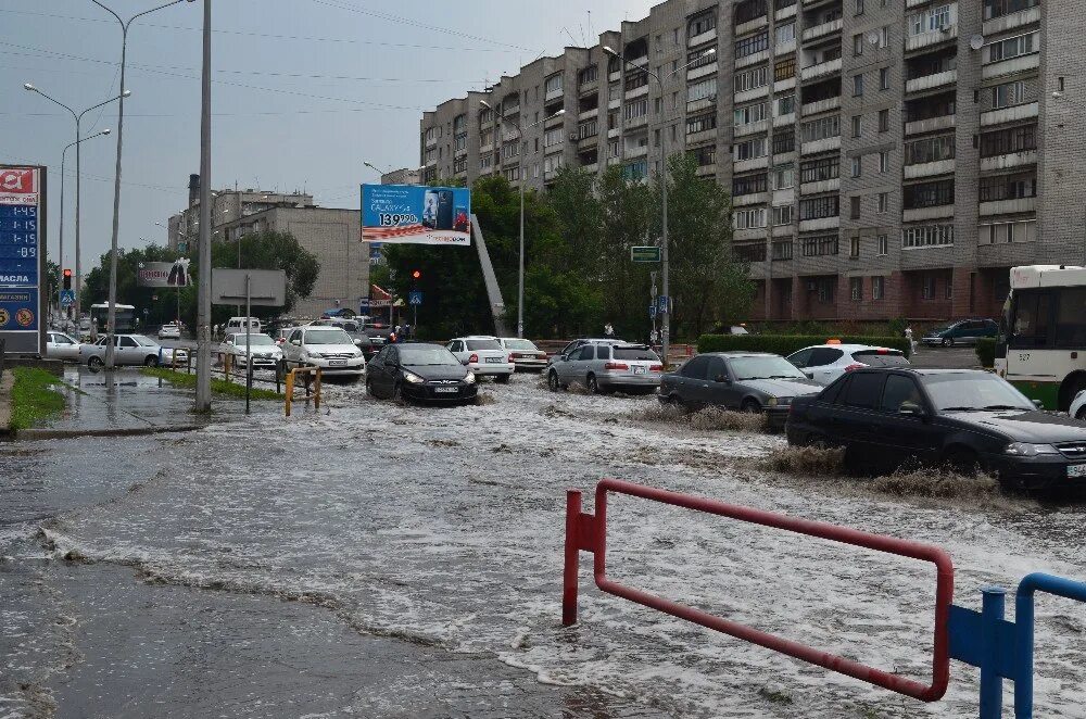 Погода в семее на сегодня. Погода семей. Погода в Семее сейчас. Город семей улица Айткеша Ибраева. Погода семейная.