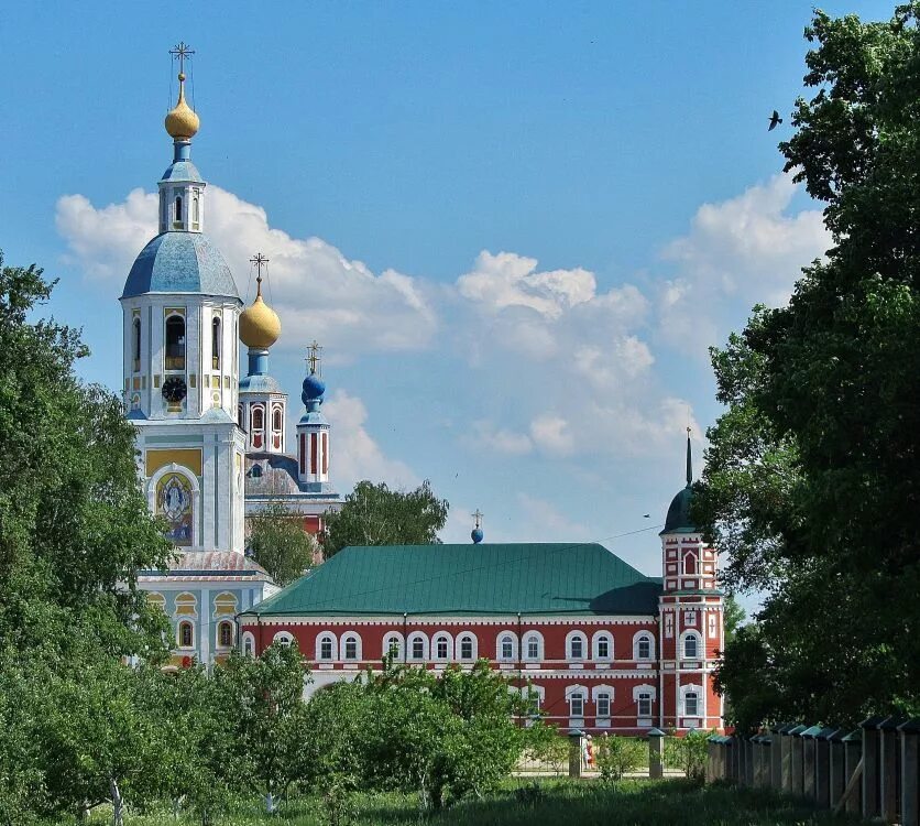 Рождество богородичный санаксарский. Санаксарский монастырь в мордовии. рождество-богородичный санаксарский мужской монастырь. санаксарский монастырь темников. соборный храм санаксарский монастырь.
