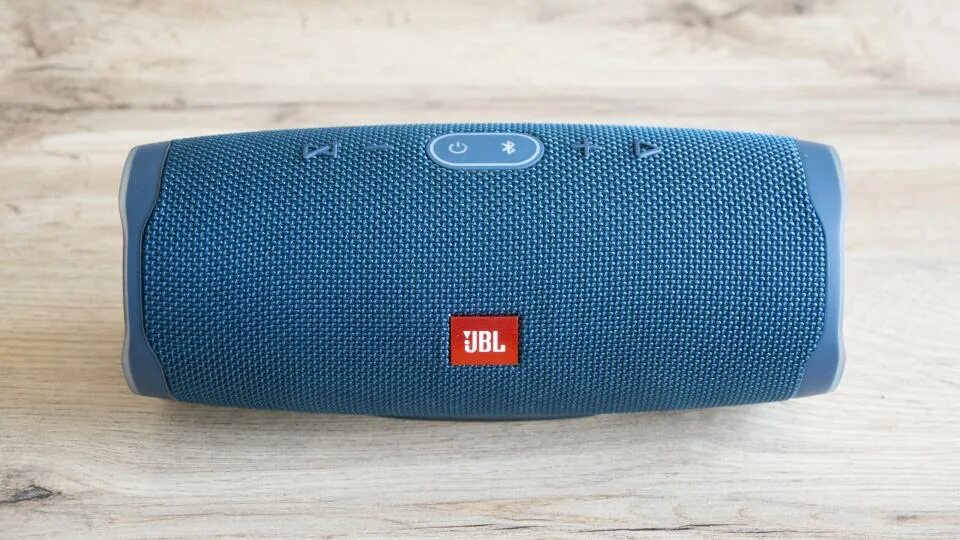 Колонка JBL s06. JBL Xtreme 2 и JBL charge 4. JBL Flip Essential портативная беспроводная колонка. JBL charge Essential 2 Grey.