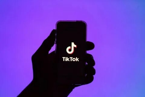 Телефон с тиктоком