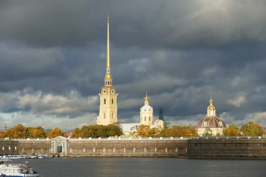 События в петербурге в октябре 2025. Питер в октябре стоит ли ехать фото. питер в октябре стоит ли ехать.