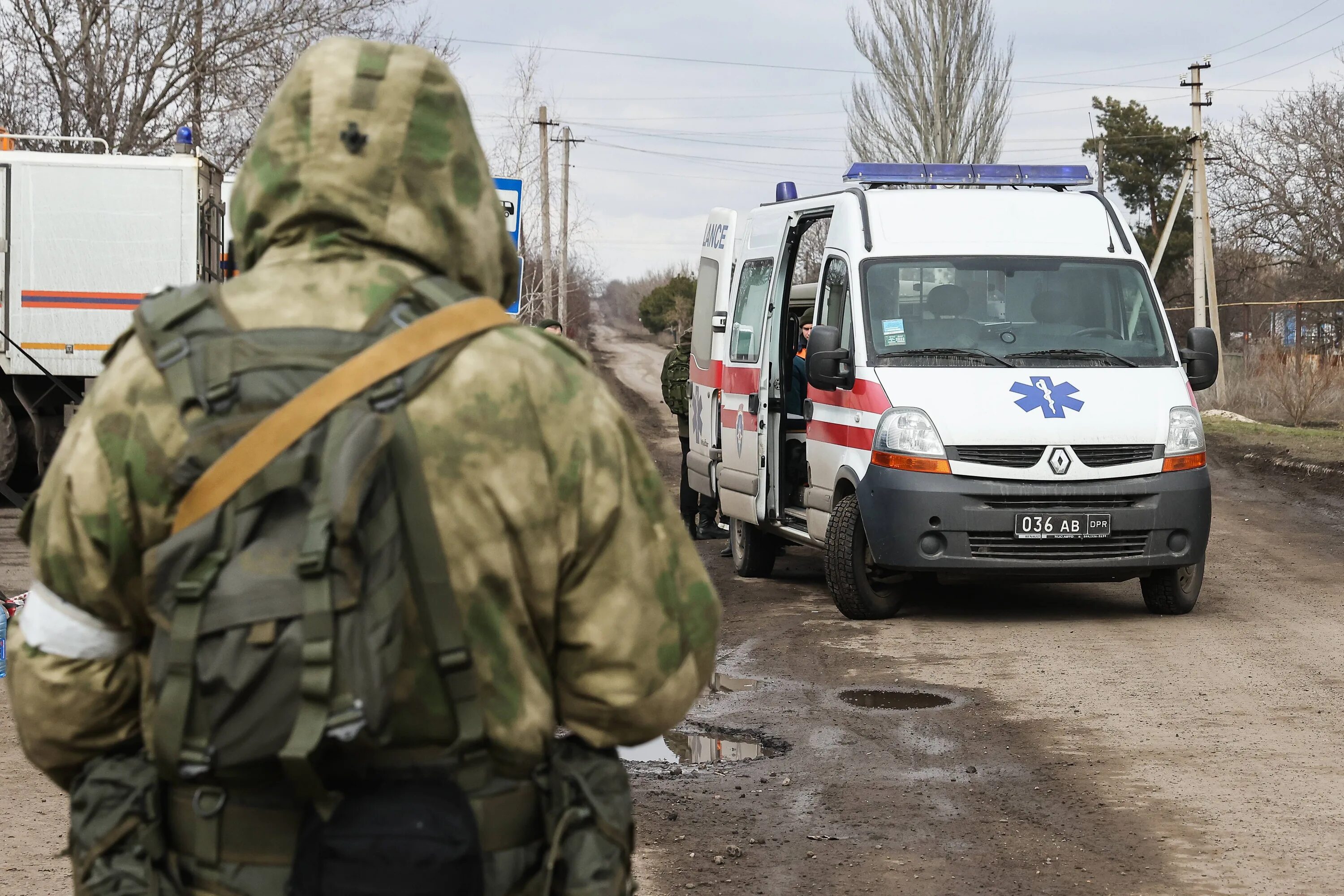 Новости россии украины на данный момент. Вооруженные силы Украины. Гуманитарная операция в Мариуполе. Расстрелянная колонна в Украине. Раненые российские военные на Украине.