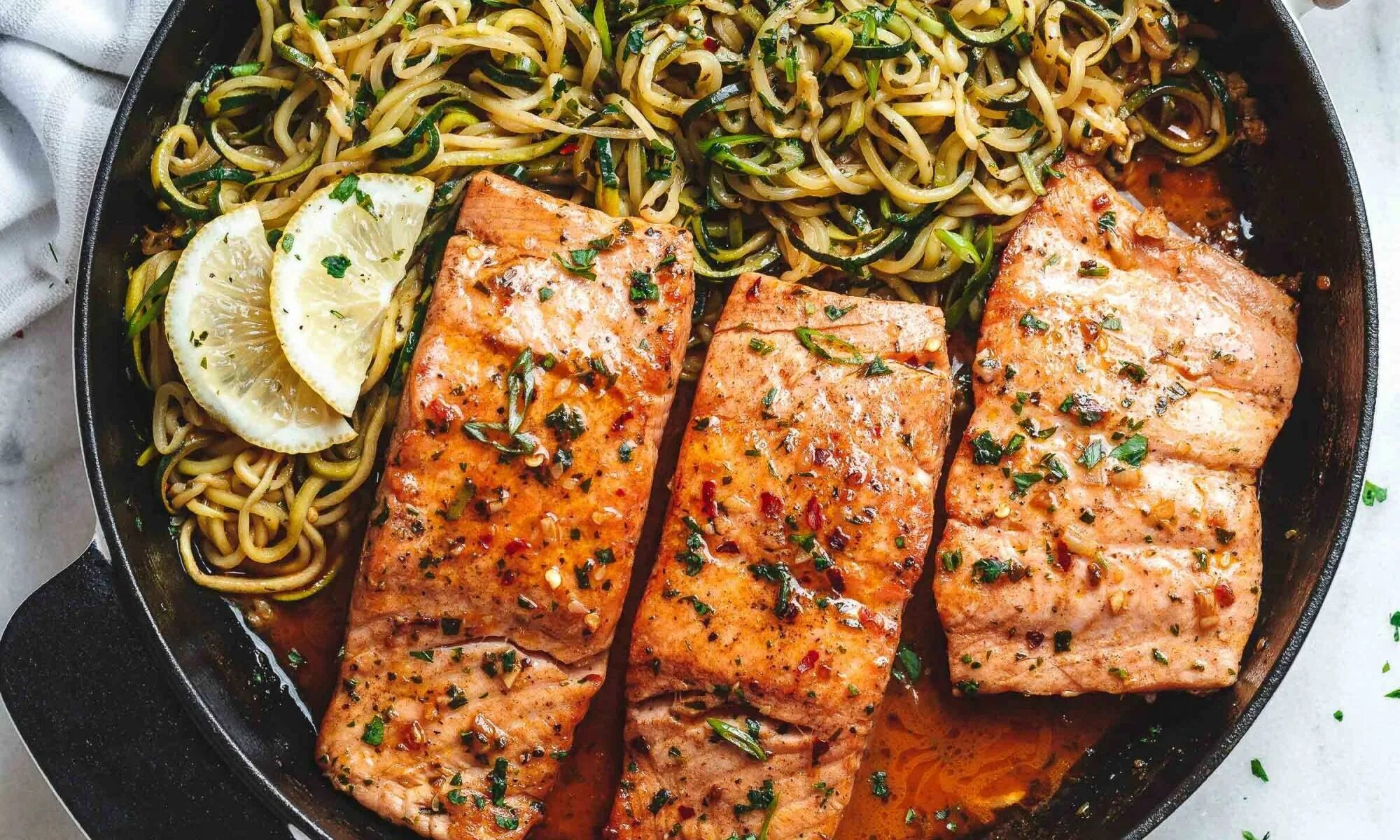 Salmon Noodles. Meal with Salmon and Zucchini. Noodle Fish. Salmon Zucchini jpg. Main dishes