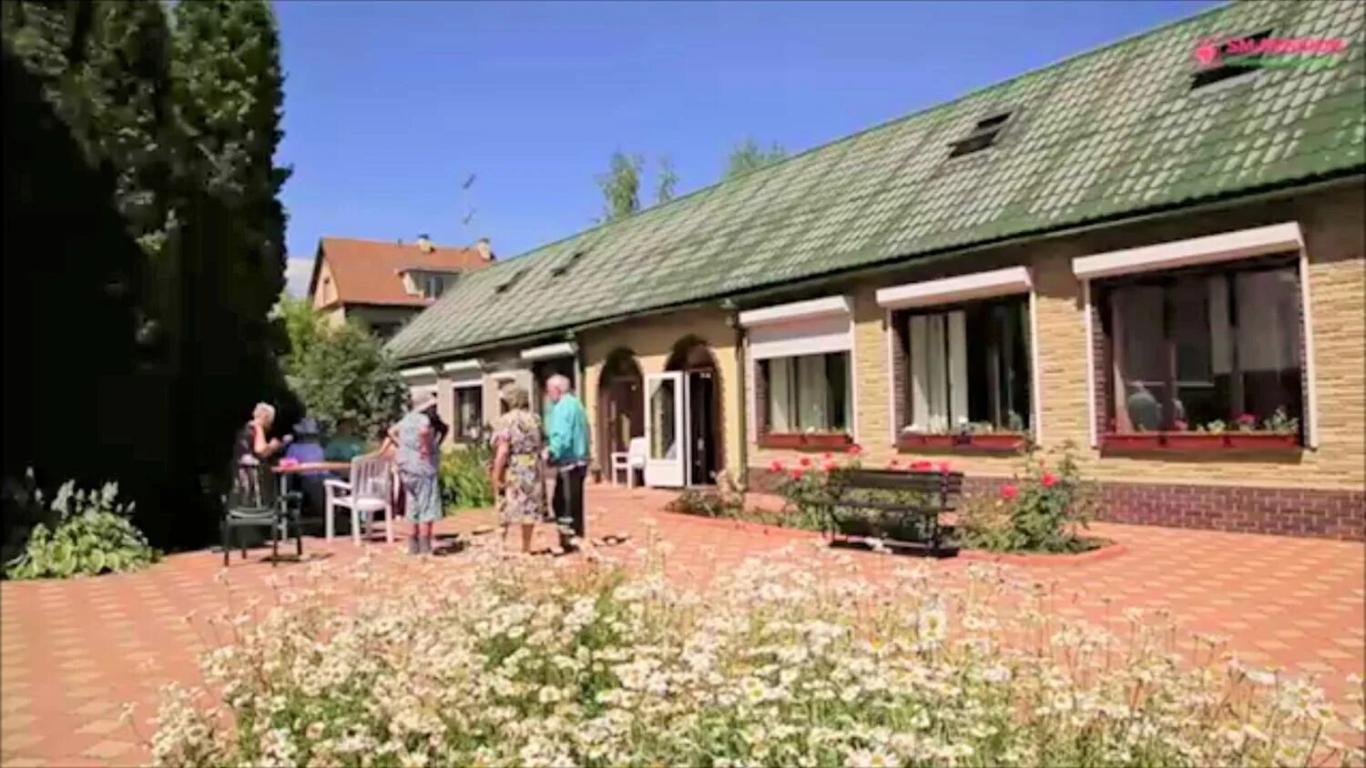 Мирра энгельс пансионат. Пансионат эмория дедовск садки. Санаторий семейный великий новгород 10 домик. Пансионат для престарелых в дедовске сиреневая улица. Дом отдыха красногорск.