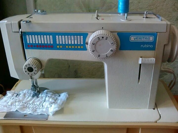 Швейная машина veritas Star 32. Швейная машина Веритас 8024\32. Веритас швейная машина 1980. Швейная машинка Германская Веритас.