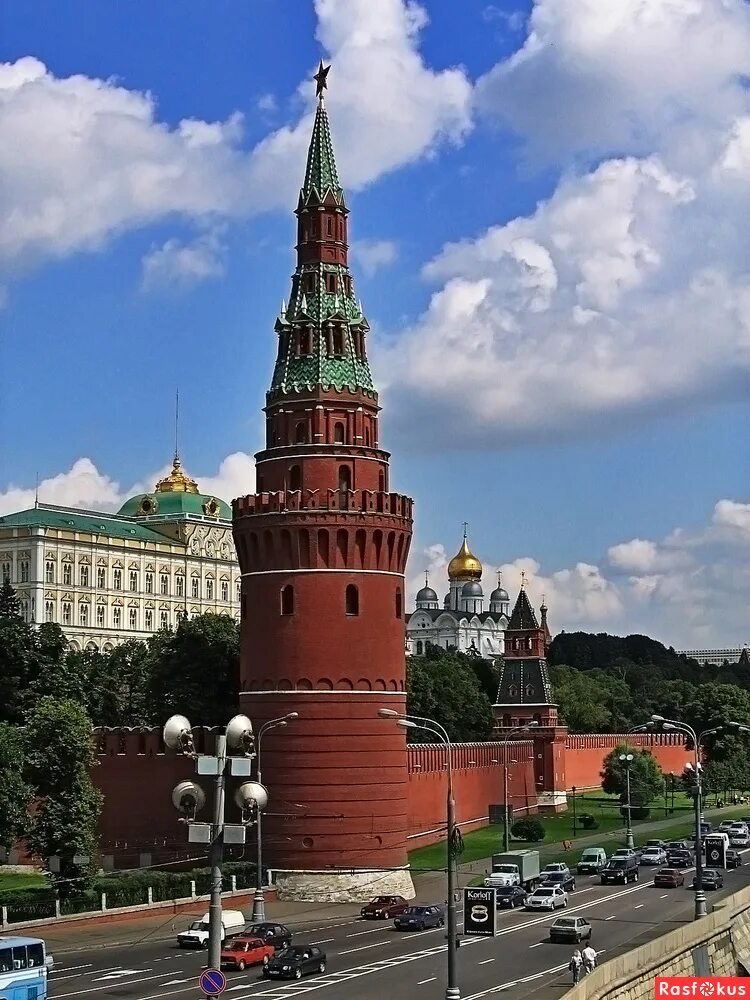 Спасская, Беклемишевская, Никольская башни. Водовзводная башня Московского Кремля. Москворецкая башня Кремля. Беклемишевская Москворецкая башня Московского Кремля.