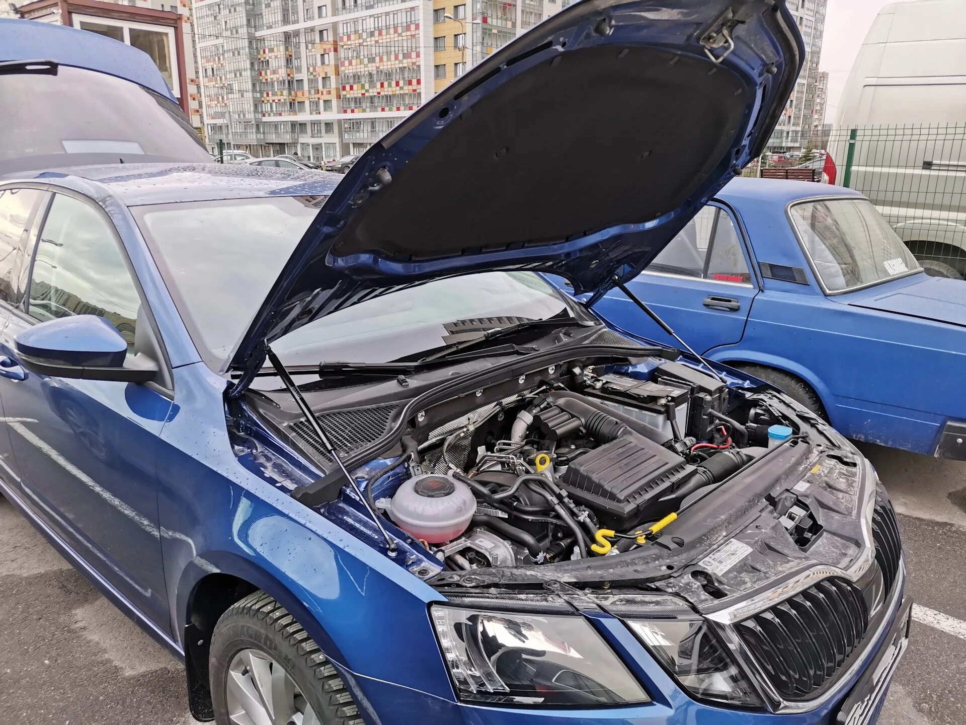 Как открыть капот шкода фабия. Skoda octavia 2025 открытый капот. шкода фабия открытый капот. skoda octavia 2025 открытый капот.