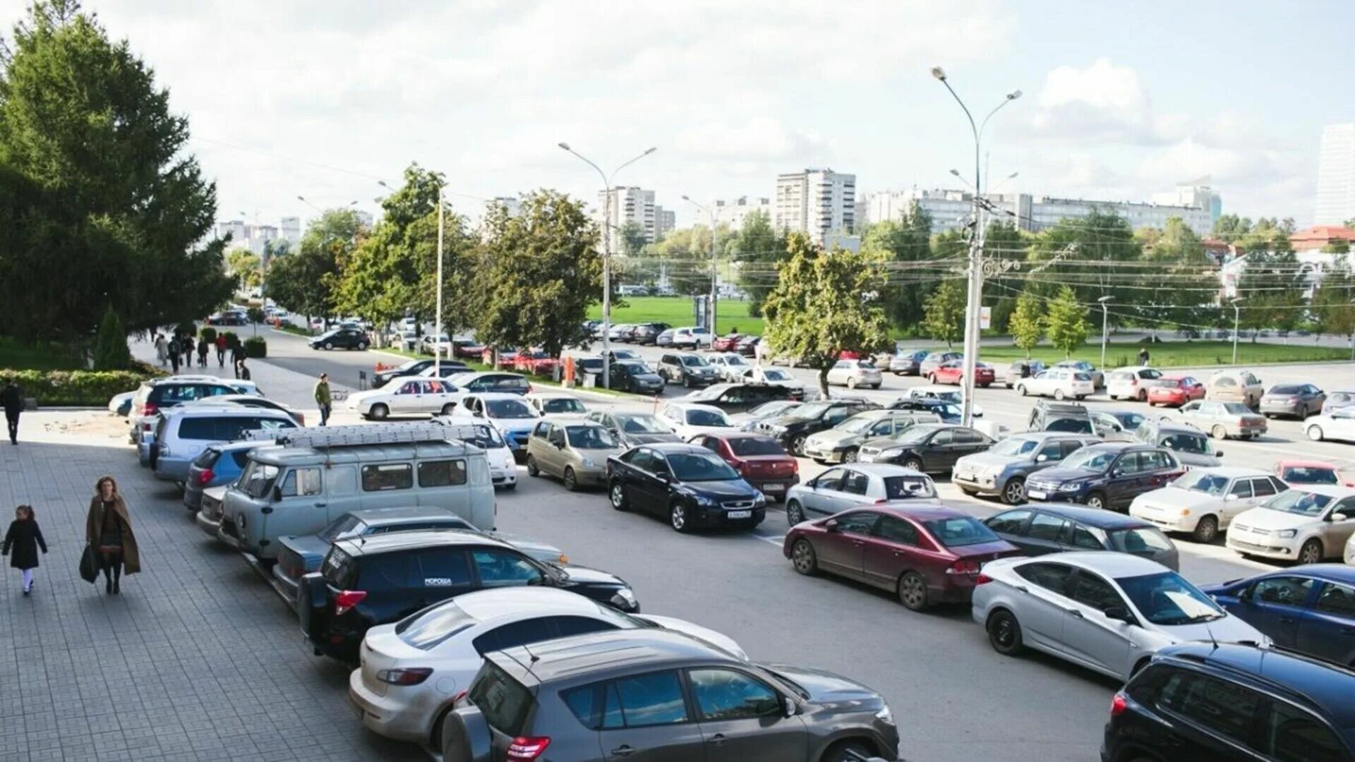 Пермь посетили участники международного пробега ретроавто - Российская газета