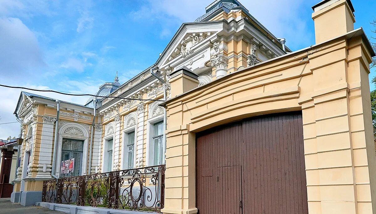Дзержинского 124. 1 музыкальная школа на дзержинского ставрополь. дом купца леонидова ставрополь.