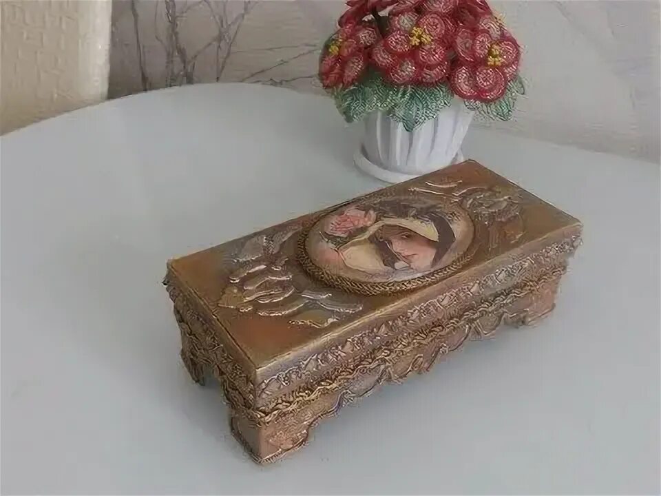 Шкатулка в технике. Люба тим декупаж мастер класс. шкатулка с лепниной. шкатулки из картона и шпаклевки. текстурная паста на шкатулке.