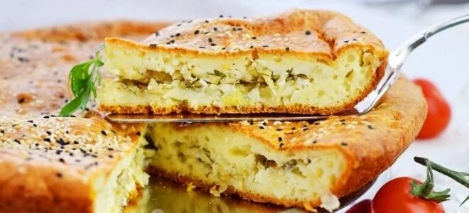 Заливной пирог с капустой. Заливной капустный пирог на майонезе рецепт. Заливной пирог с капус. Заливной пирог на кефире. Пирог с капустой на майонезе.