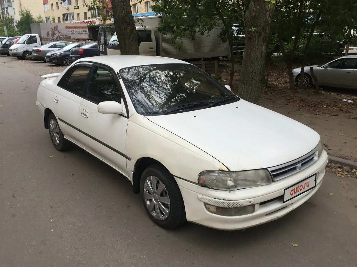 Купить тойоту 1995 года. Toyota Carina vi (t190). Тойота 1995 года седан.