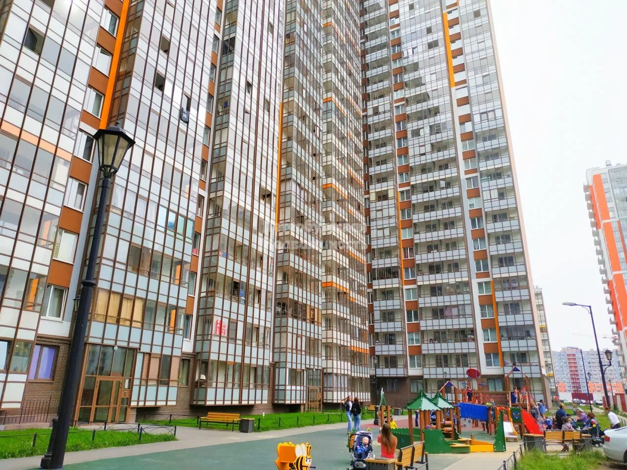 Английская 2 кудрово. Ул английская д 1. Английская улица 2 кудрово. Кудрово английская 3. Ул английская д 1.
