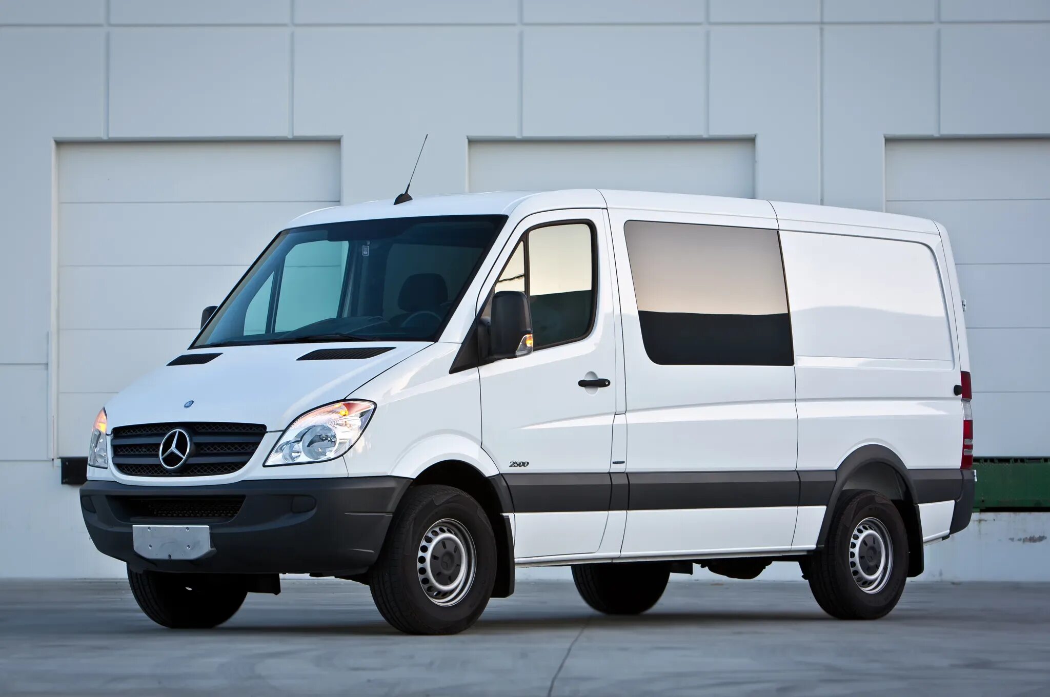 Mercedes-Benz Sprinter 424. Mercedes Benz Sprinter 2012. Мерседес-Бенц Спринтер 1. Mercedes-Benz Sprinter 5. Спринтер 95 год