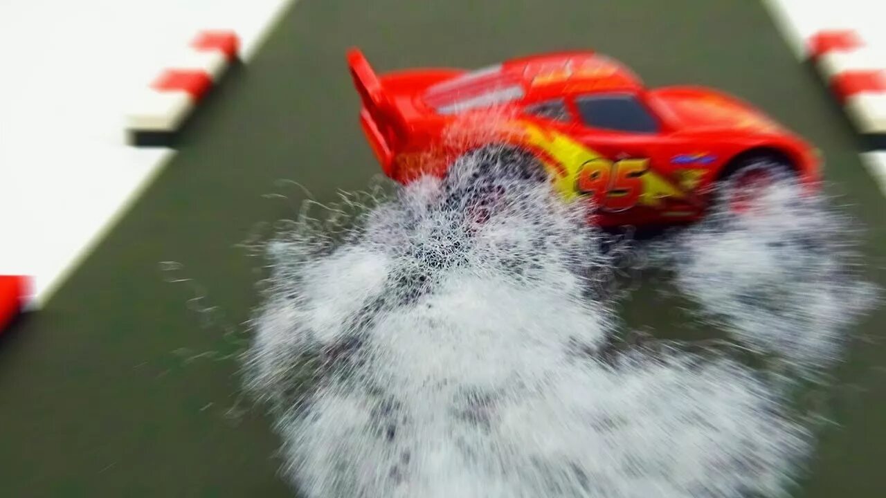 Cars 3 Lightning MCQUEEN crash. Cars 3 Lightning MCQUEEN crash Toys. Lightning MCQUEEN Crazy Racing Toy. Cars 3 Full MCQUEEN crash Scene Race Remake (Version 3).