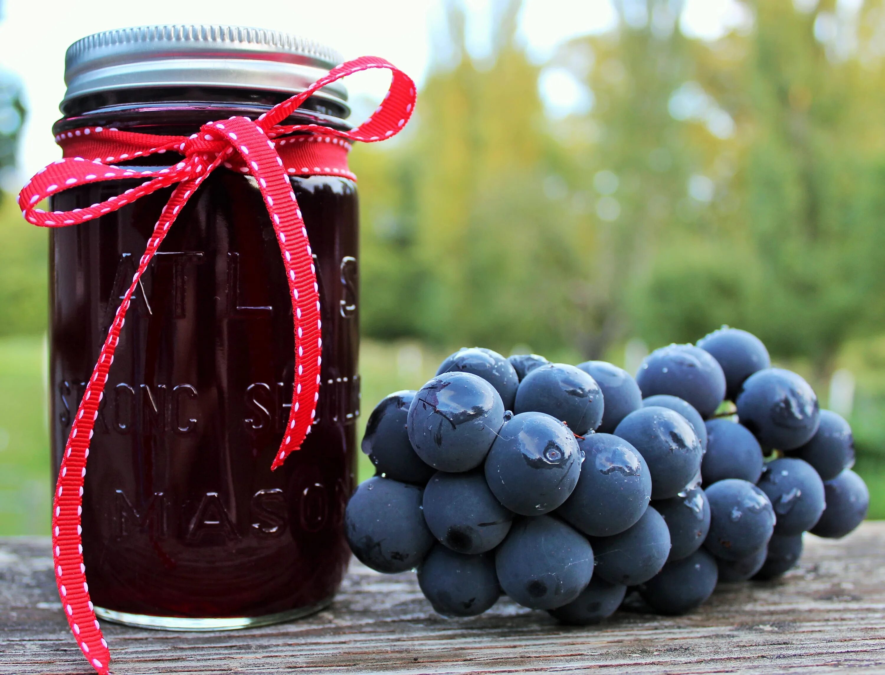 Виноградный Фреш. Grape сок виноградный. Виноградный сок в банках